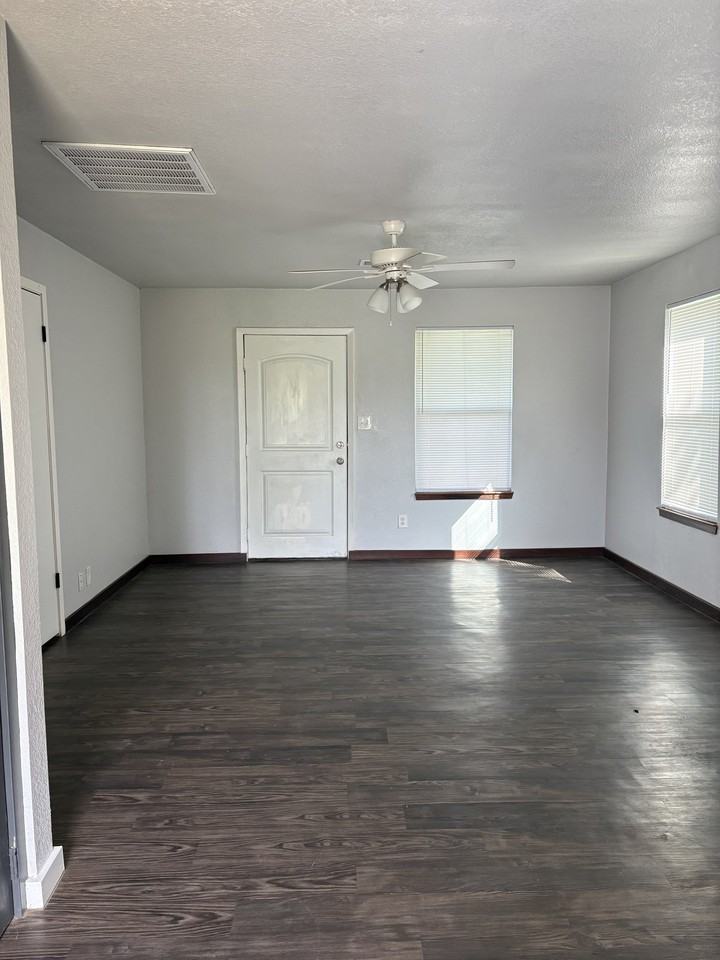 260 E County Road - Photo 2 of 8