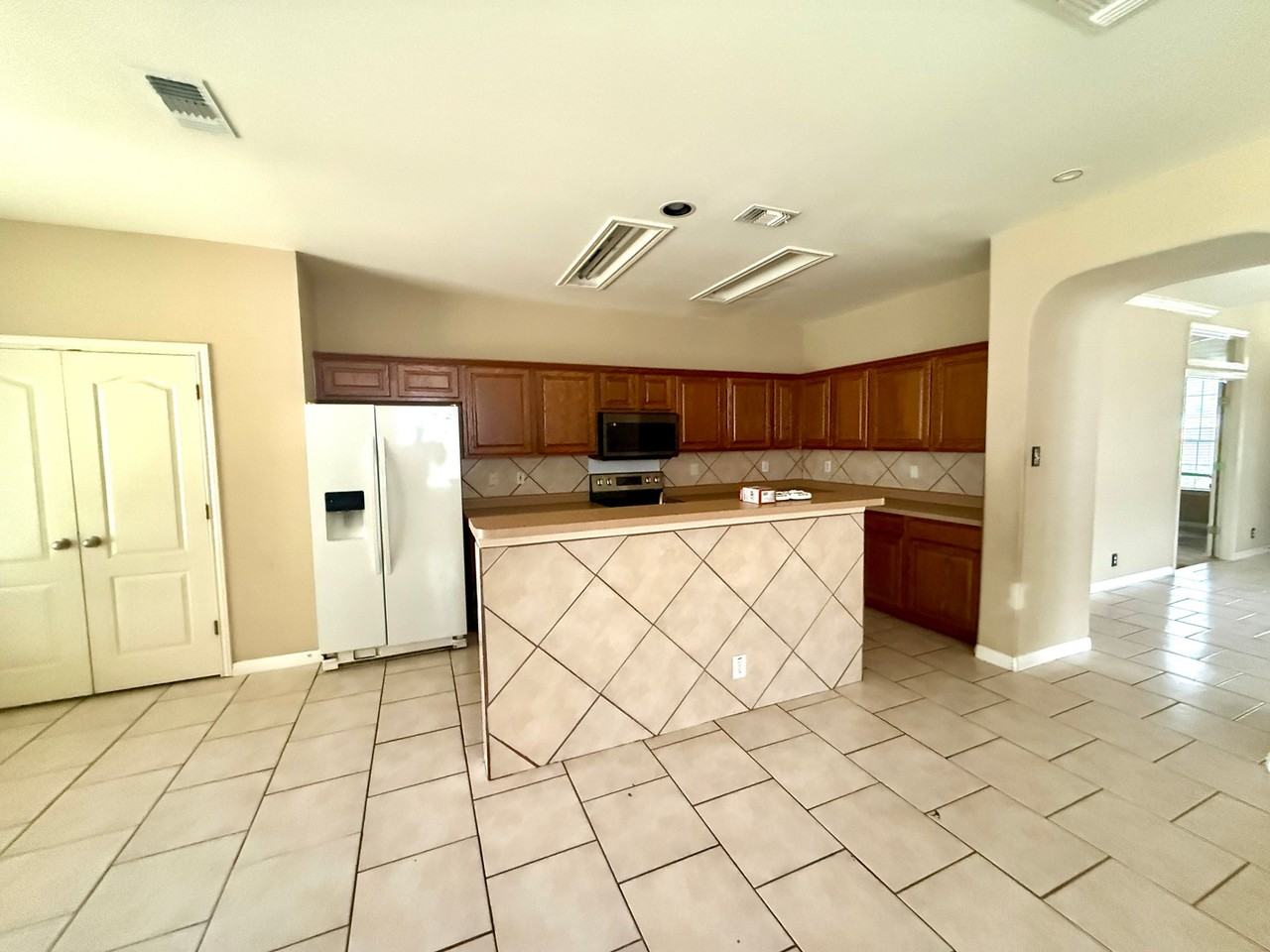 4115 Dunn Oak Dr - Photo 6 of 15