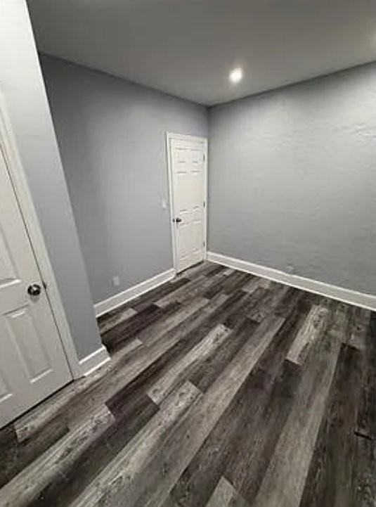 408 Leslie St #8 - Photo 3 of 9