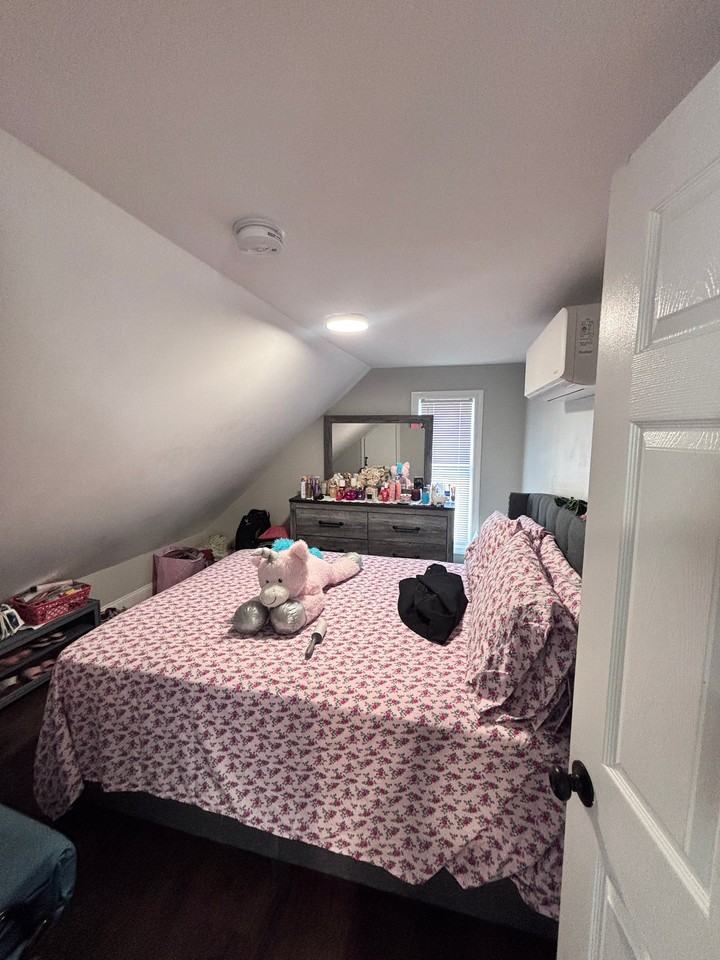 19 Orchard St #3 - Photo 5 of 9