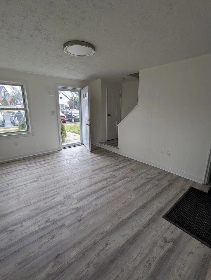 681 Willow St #681 - Photo 2 of 6