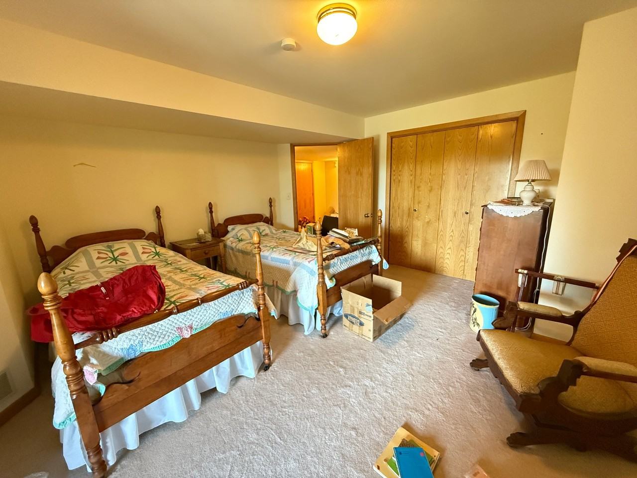2620 Briarwood Dr - Photo 2 of 17