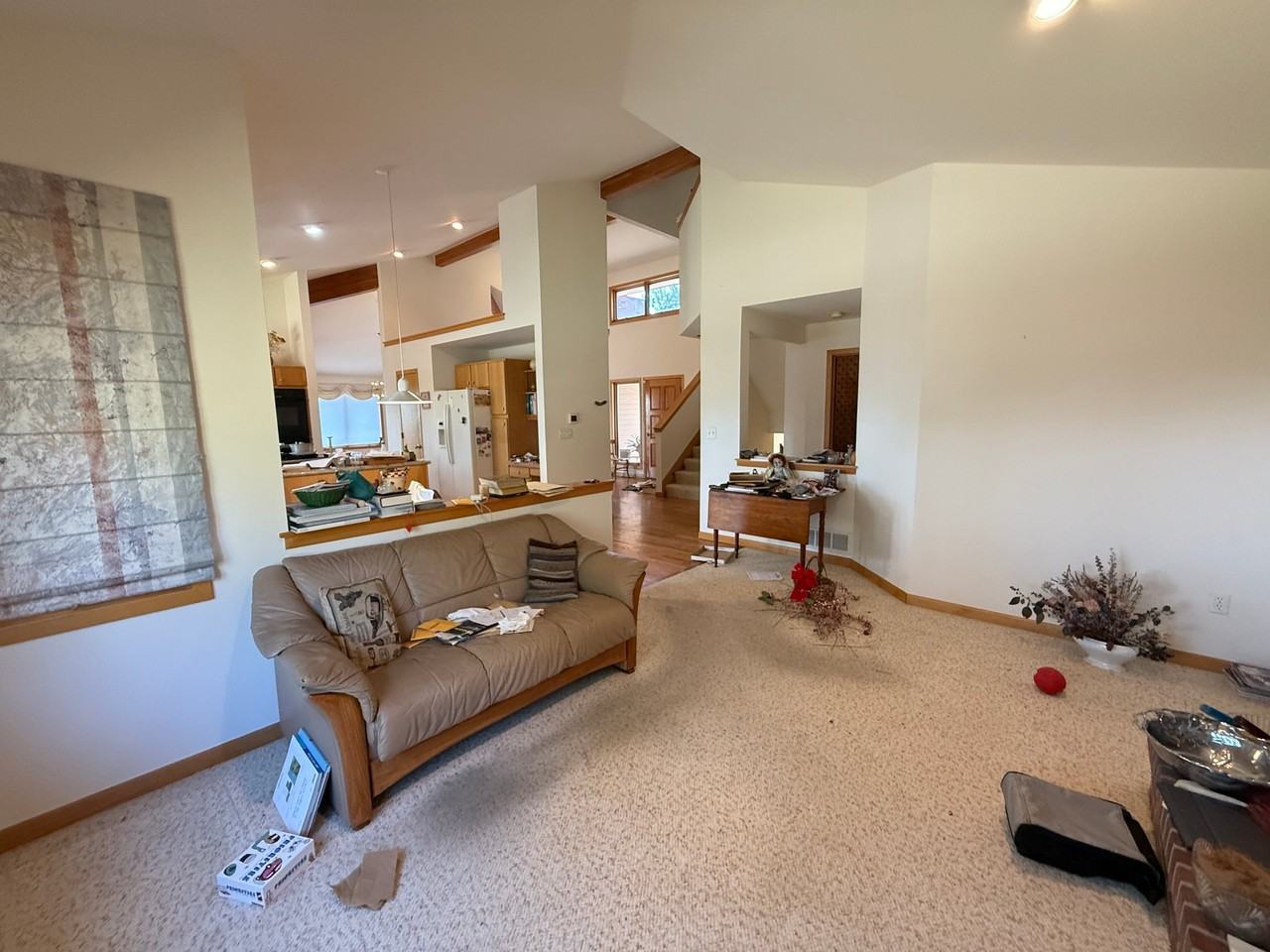 2620 Briarwood Dr - Photo 4 of 17