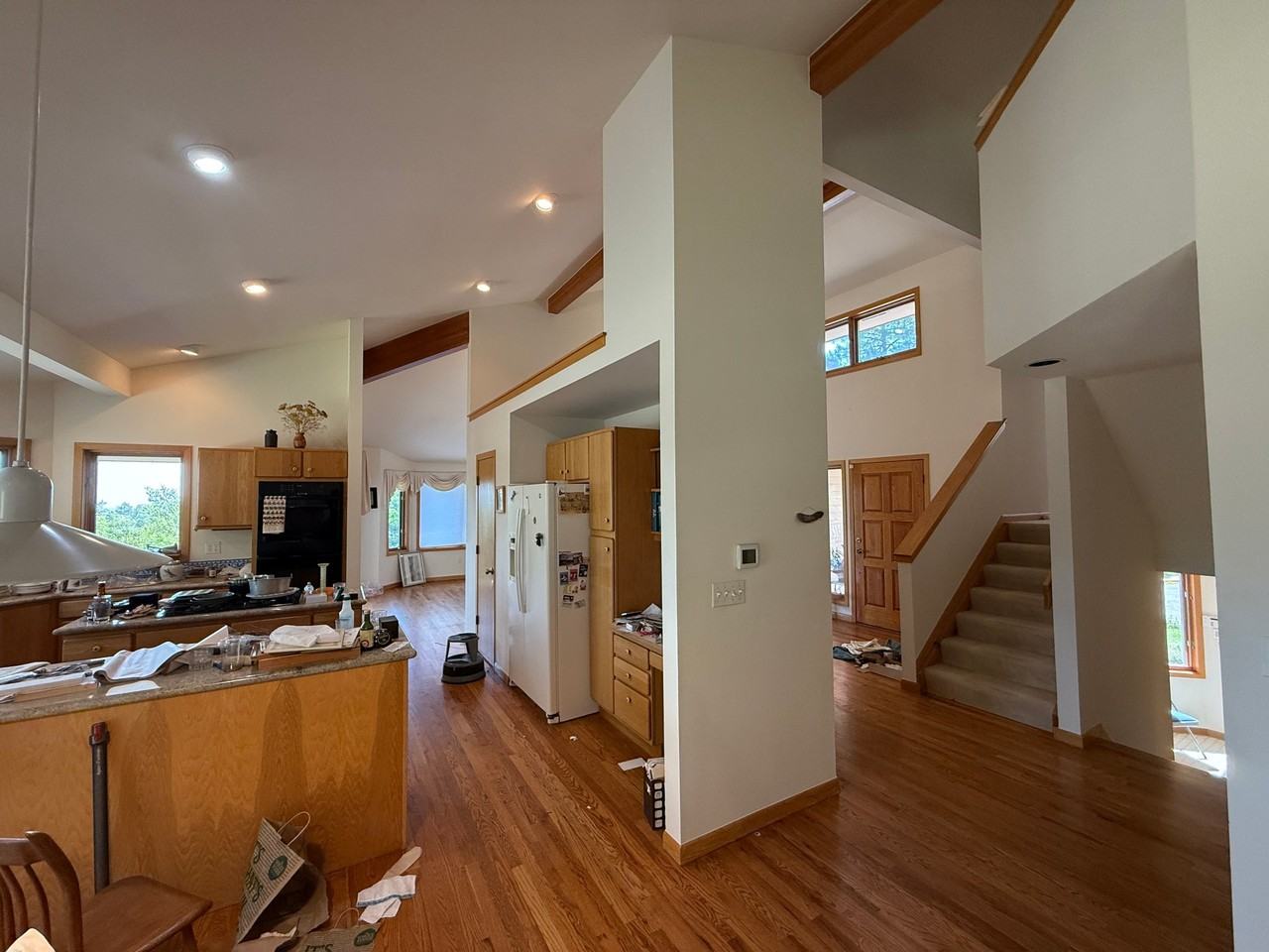 2620 Briarwood Dr - Photo 5 of 17