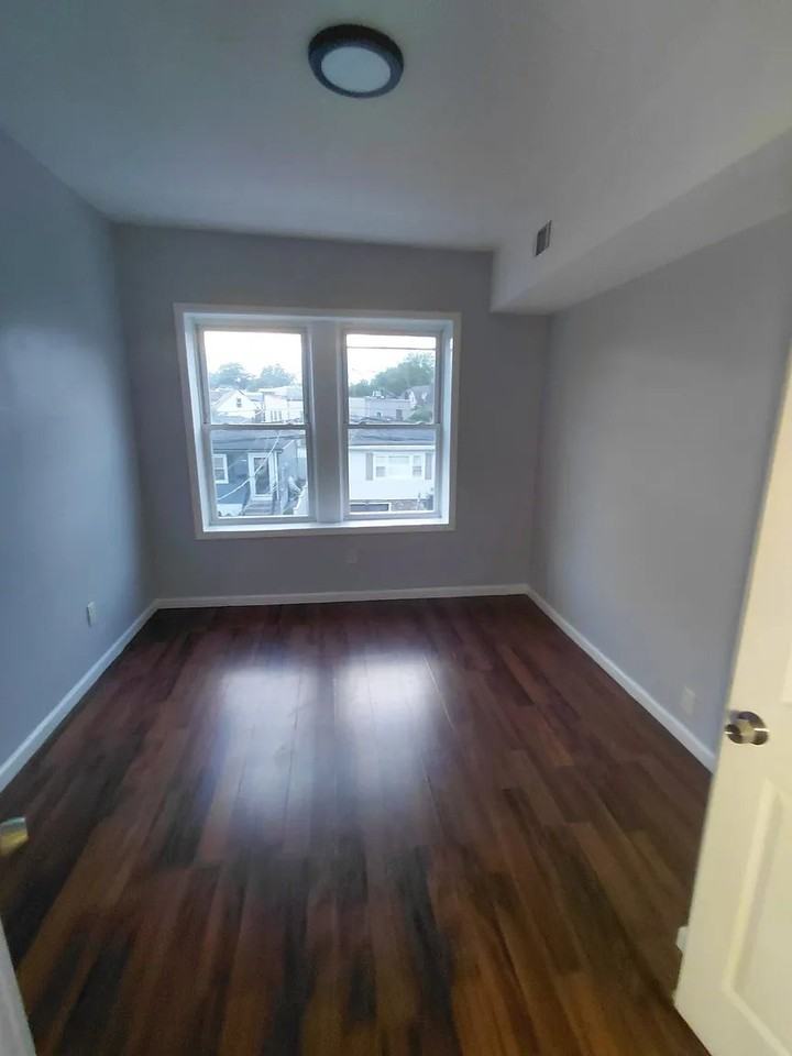 78 Boylan St #2F - Photo 2 of 10