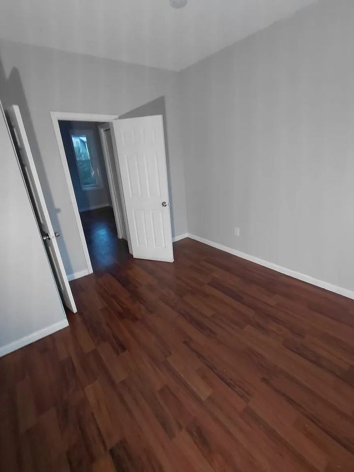 78 Boylan St #2F - Photo 6 of 10