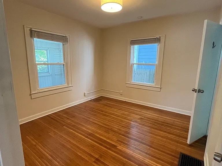 5219 Carrollton Ave - Photo 5 of 17