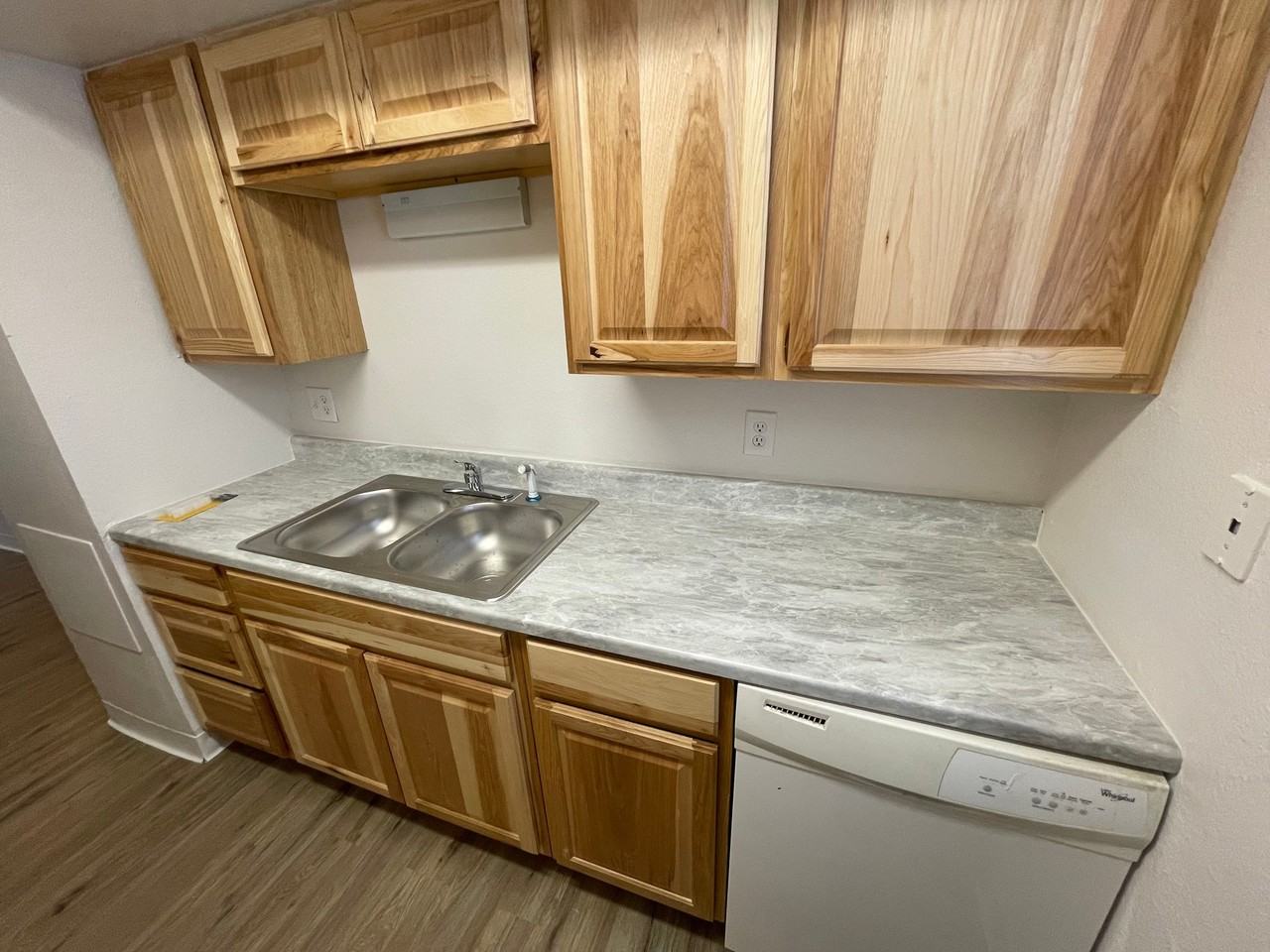 850 Sir Galahad Dr #B - Photo 7 of 14