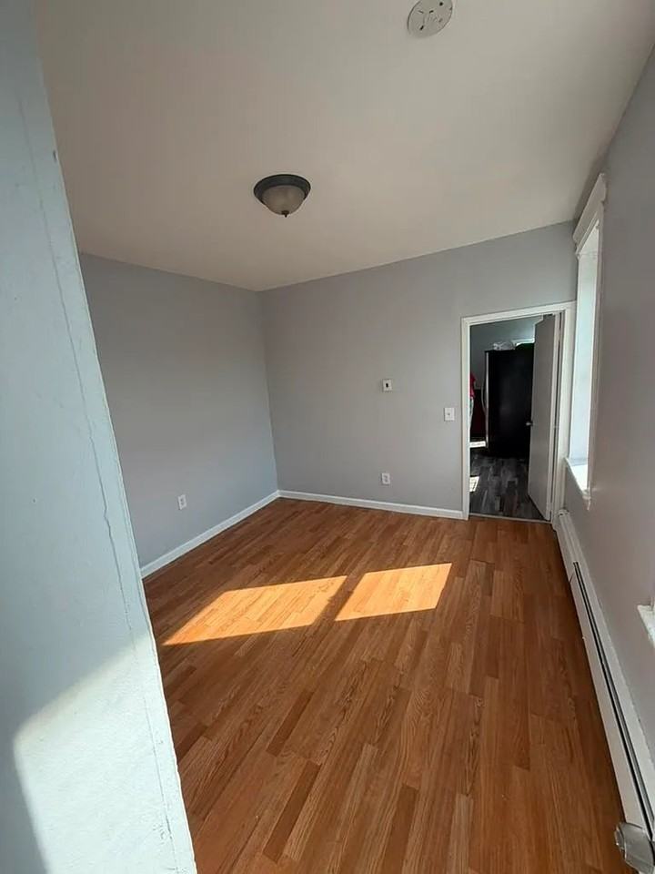 300 Watchung Ave #8 - Photo 5 of 8