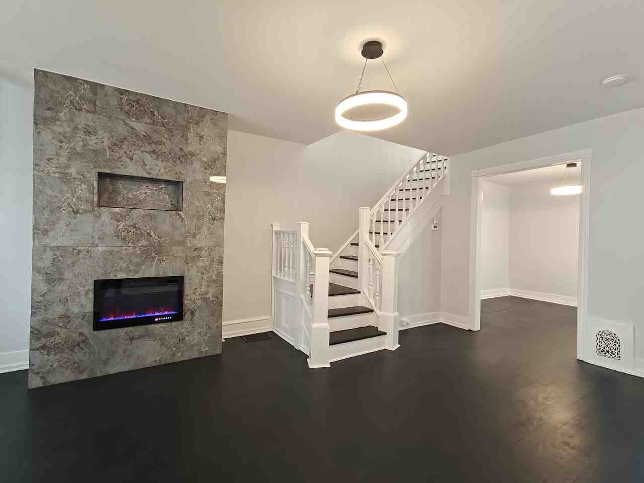 282 S Ithan St - Photo 2 of 13
