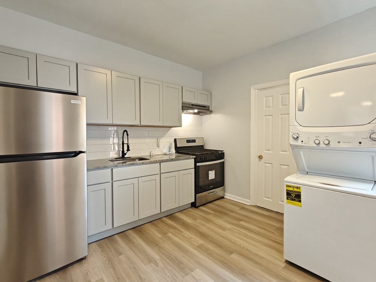 282 S Ithan St - Photo 5 of 13