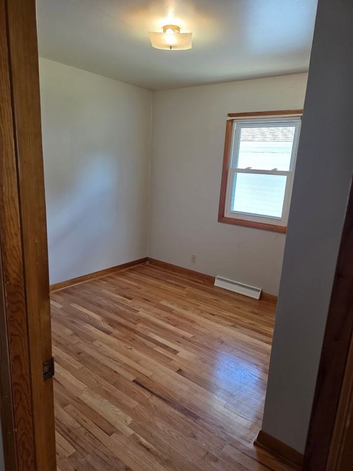 1005 W Park Ave - Photo 3 of 7
