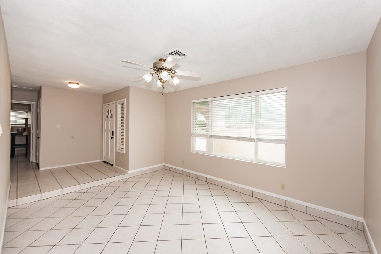 3477 E Cuadrilla Ln - Photo 2 of 31