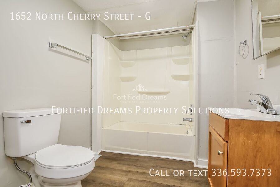 1652 Cherry St #G - Photo 7 of 50
