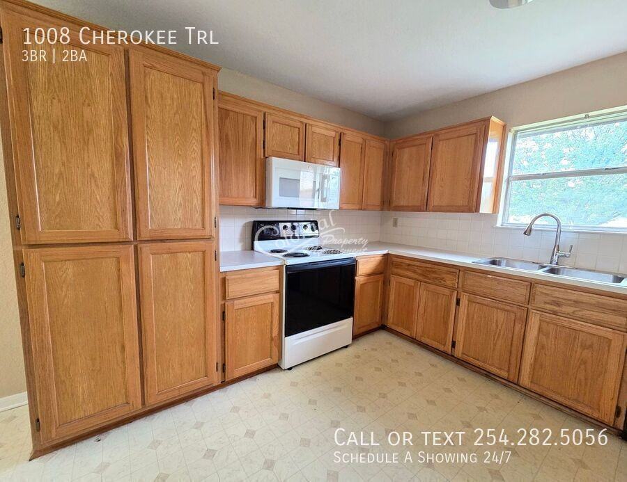 1008 Cherokee Trl - Photo 5 of 19