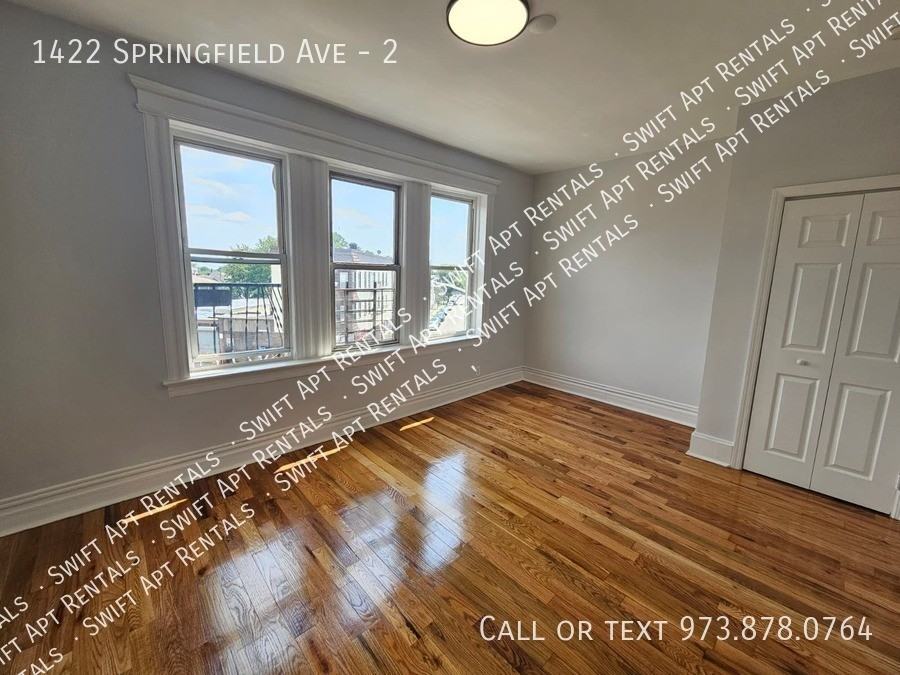 1422 Springfield Ave #2 - Photo 6 of 8