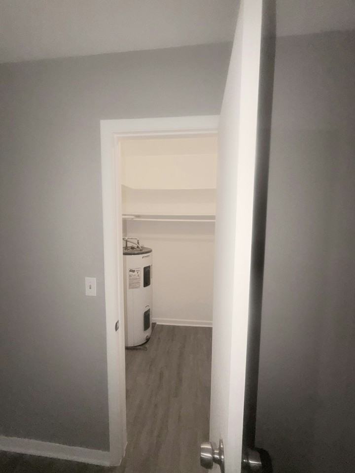 209 Jody Court, Unit A - Photo 7 of 10