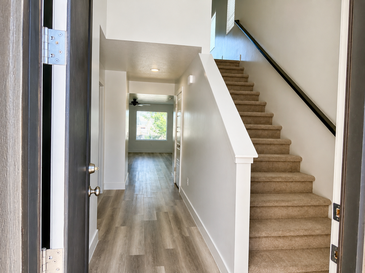 4107 E Phobos Ln #1 - Photo 3 of 15