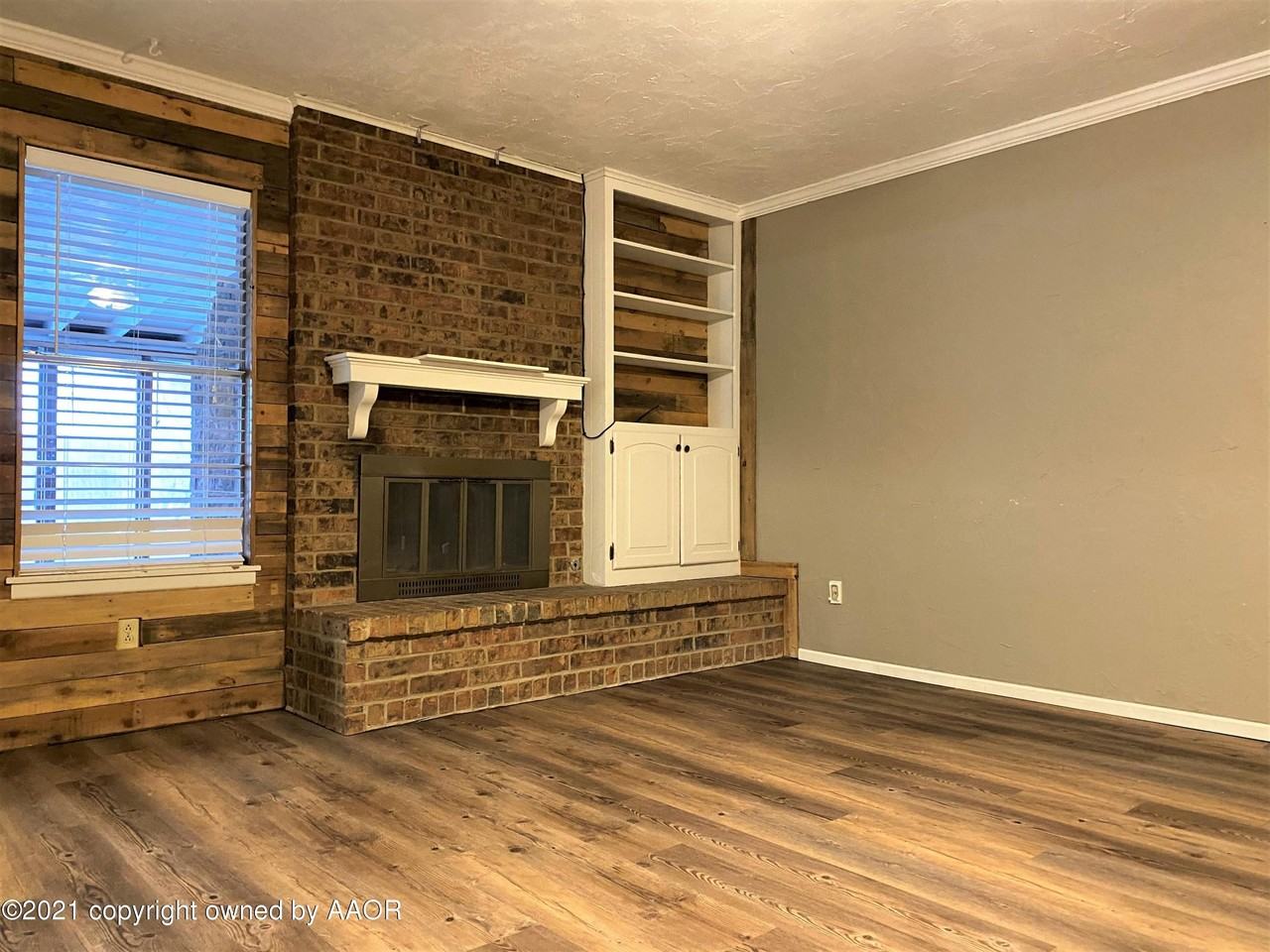 6001 Gainsborough Rd - Photo 4 of 17