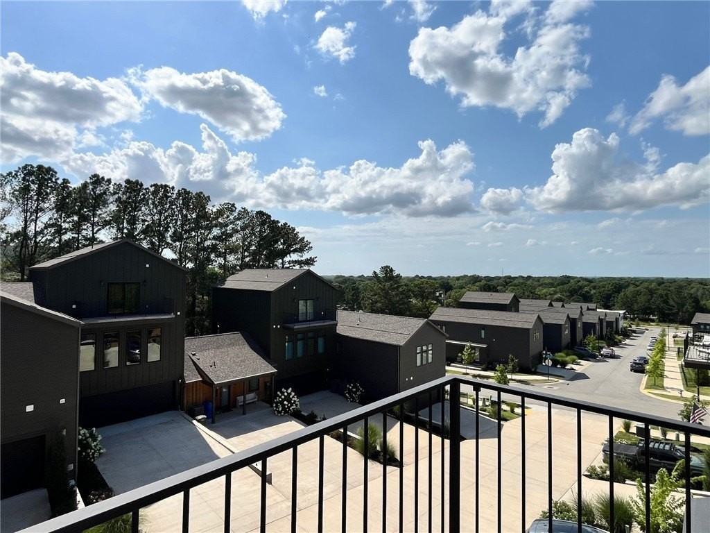 2061 E Roe Ter - Photo 3 of 29
