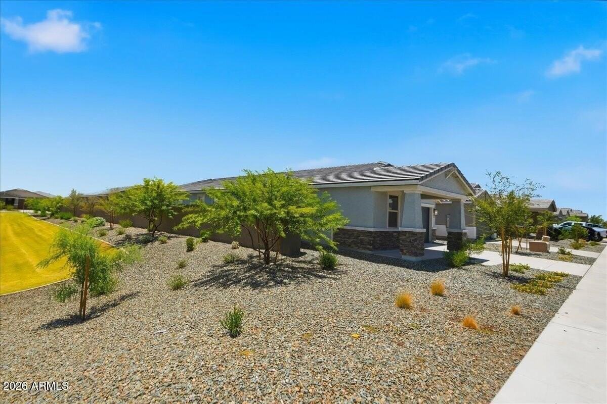 15875 W Cottontail Ln - Photo 2 of 50
