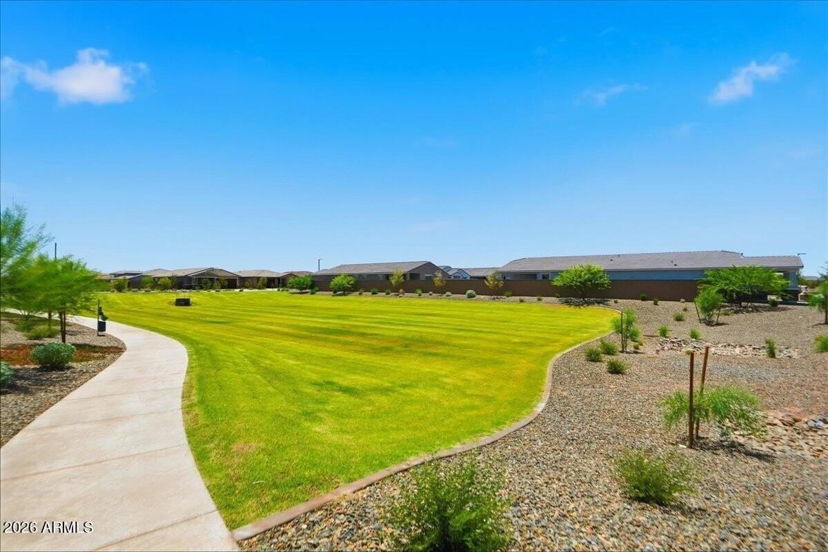 15875 W Cottontail Ln - Photo 3 of 50