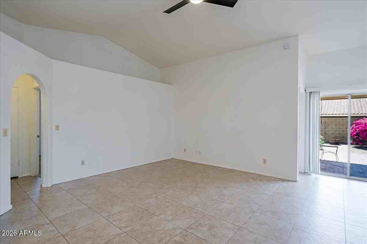 19324 N 75th Dr - Photo 6 of 26