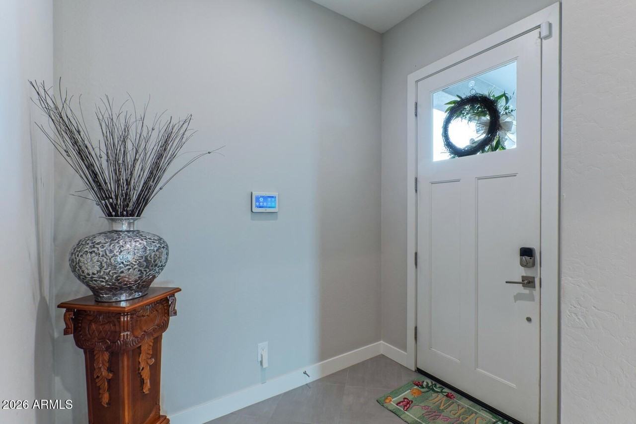 11479 N Luckenbach St - Photo 2 of 36