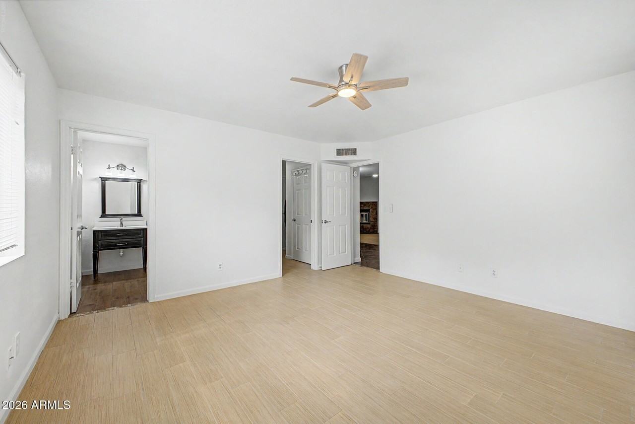 17035 E Cascade Dr - Photo 6 of 30