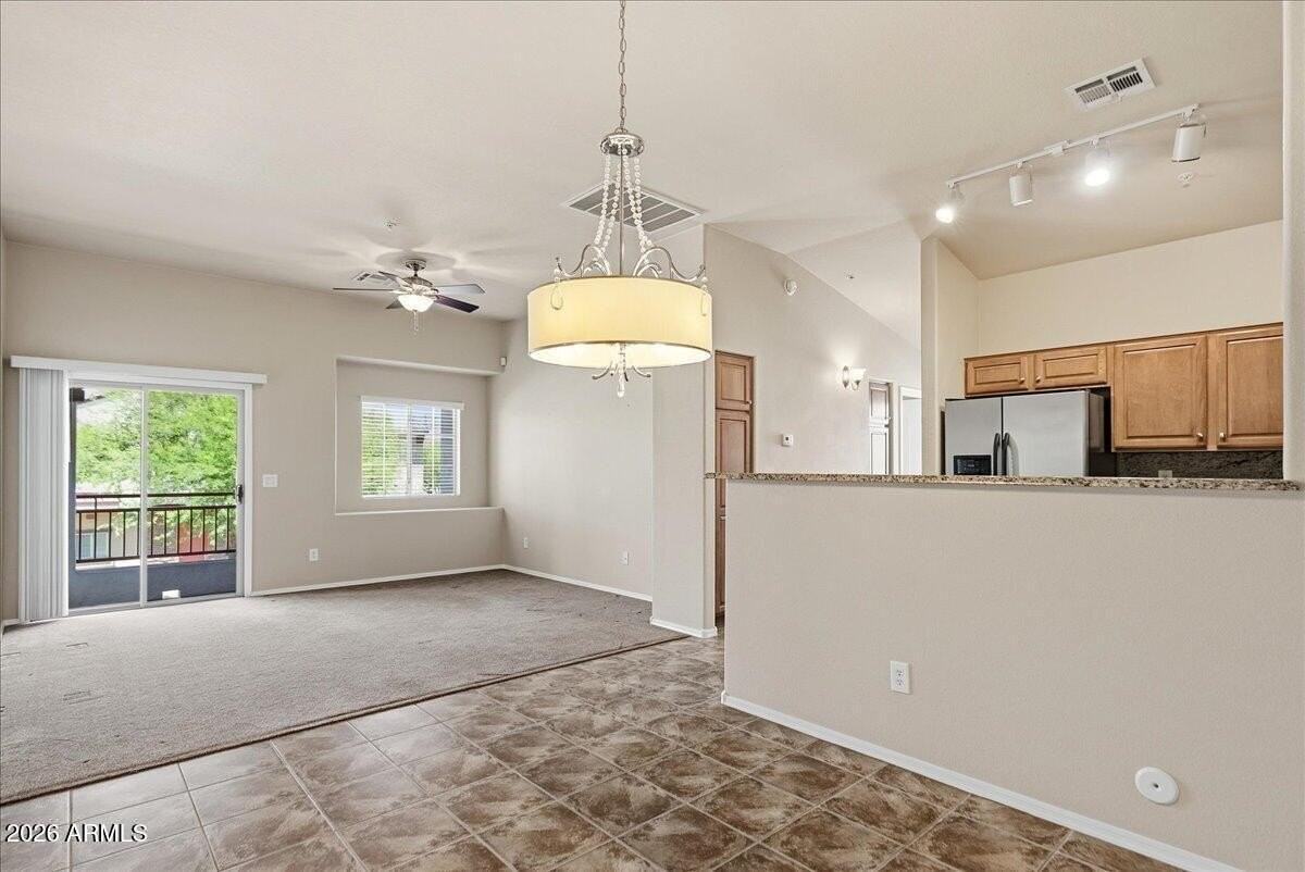 2725 E Mine Creek Rd #2018 - Photo 4 of 32