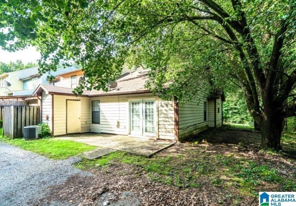 725 Carson Rd - Photo 2 of 13