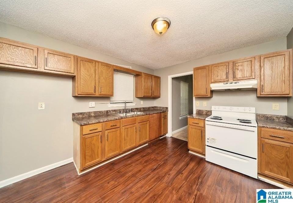 725 Carson Rd - Photo 6 of 13