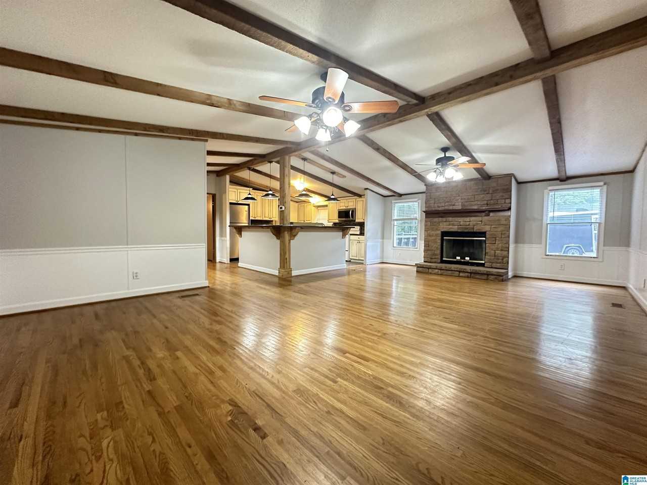 705 Bagley Dr - Photo 4 of 20