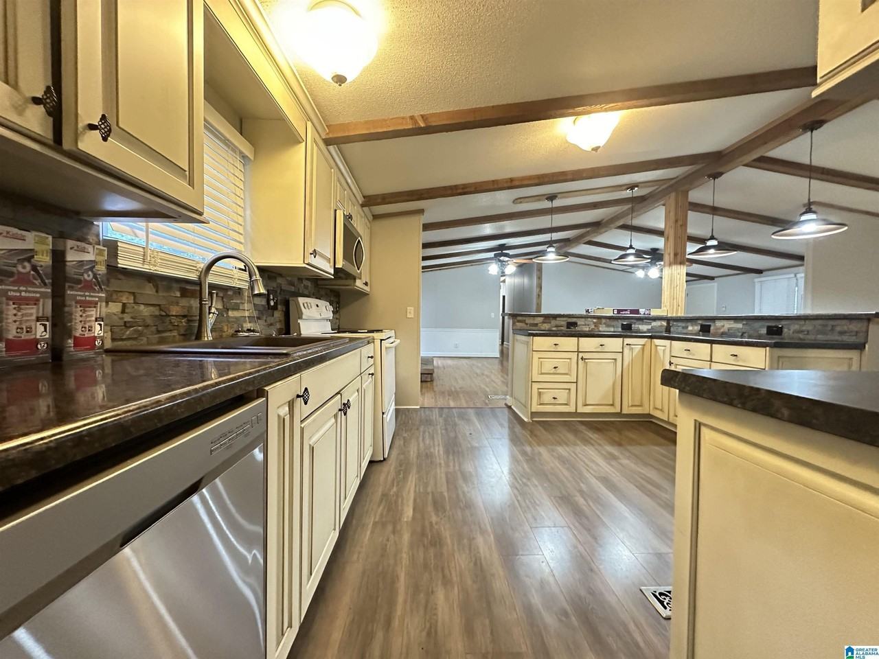 705 Bagley Dr - Photo 5 of 20