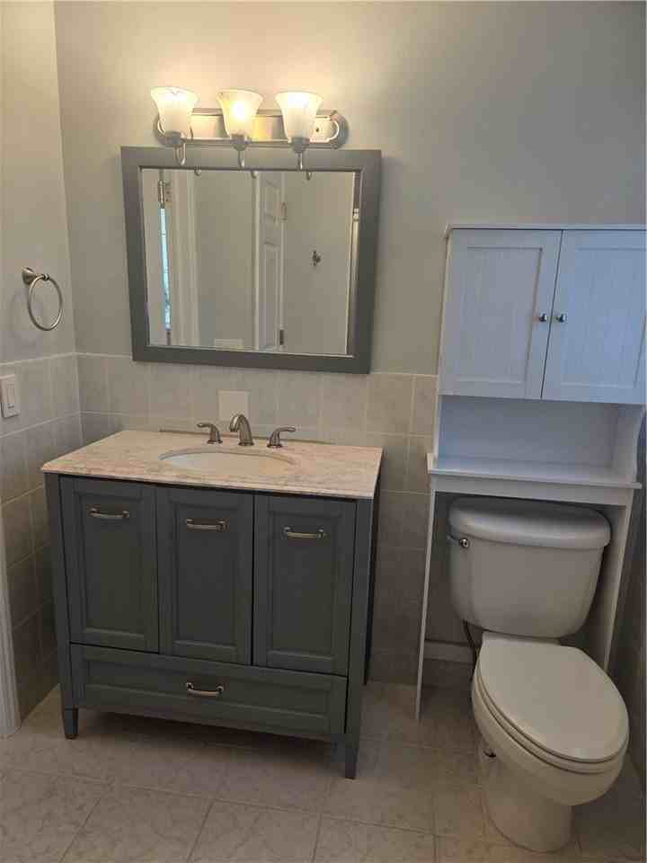 131 David Ave - Photo 5 of 36