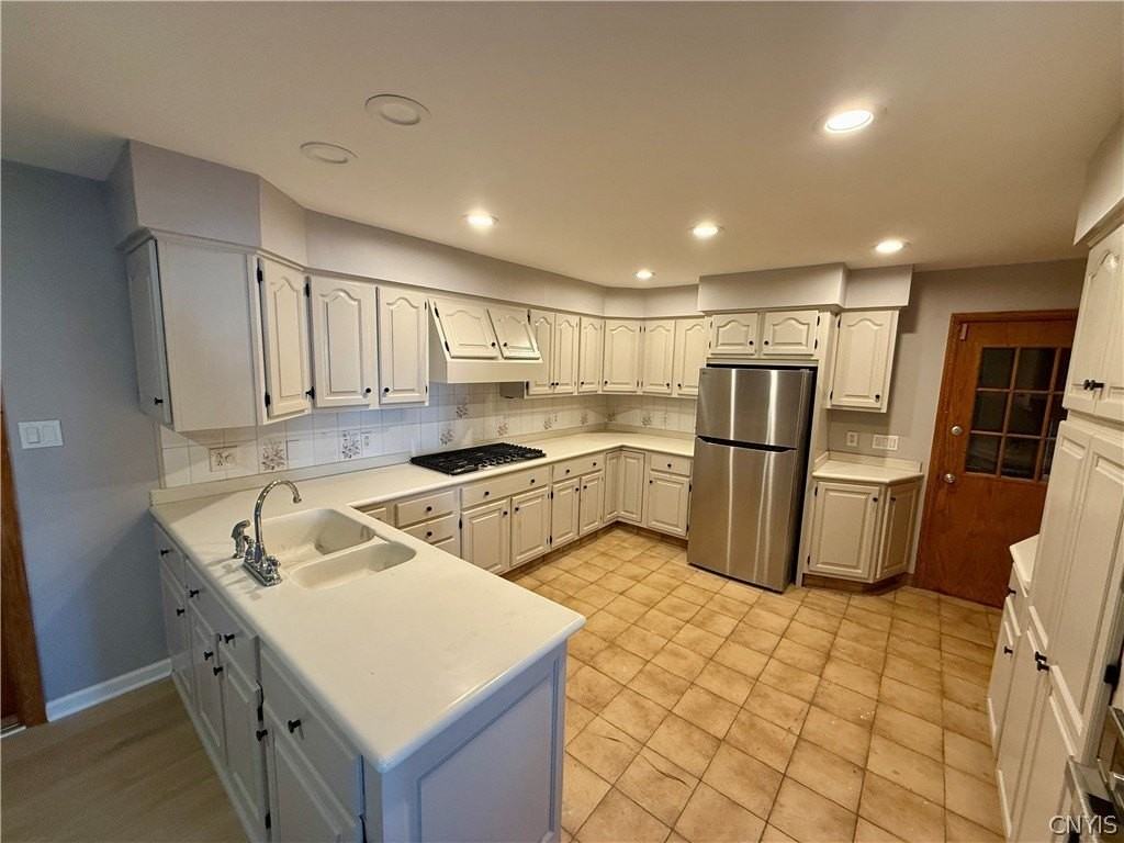 106 Keith Dr - Photo 7 of 33