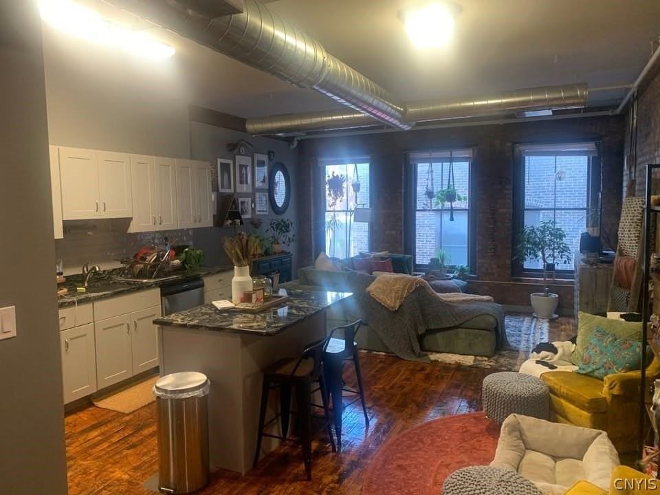 415 S Clinton St #205 - Photo 6 of 6