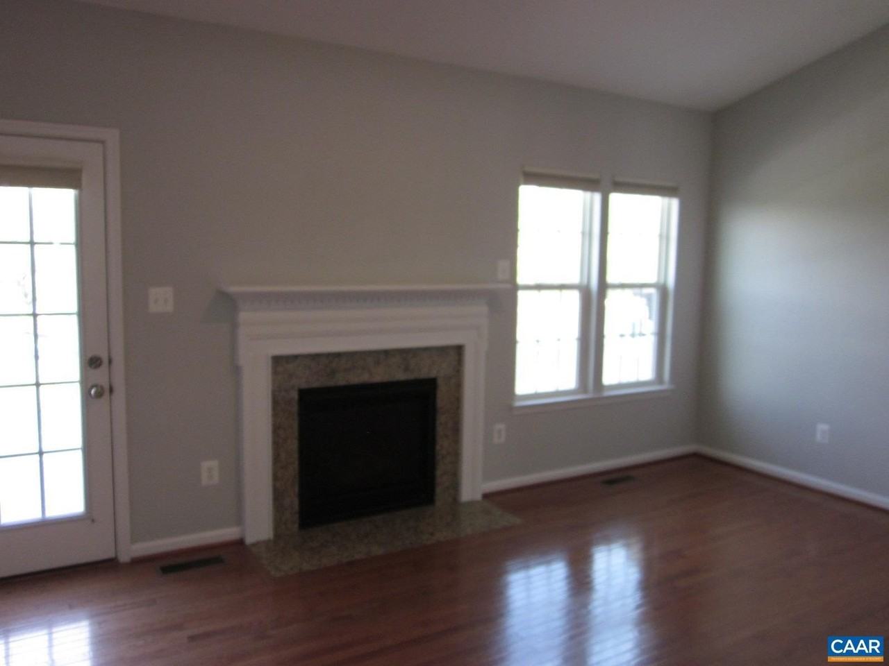 1988 Asheville Dr - Photo 4 of 17