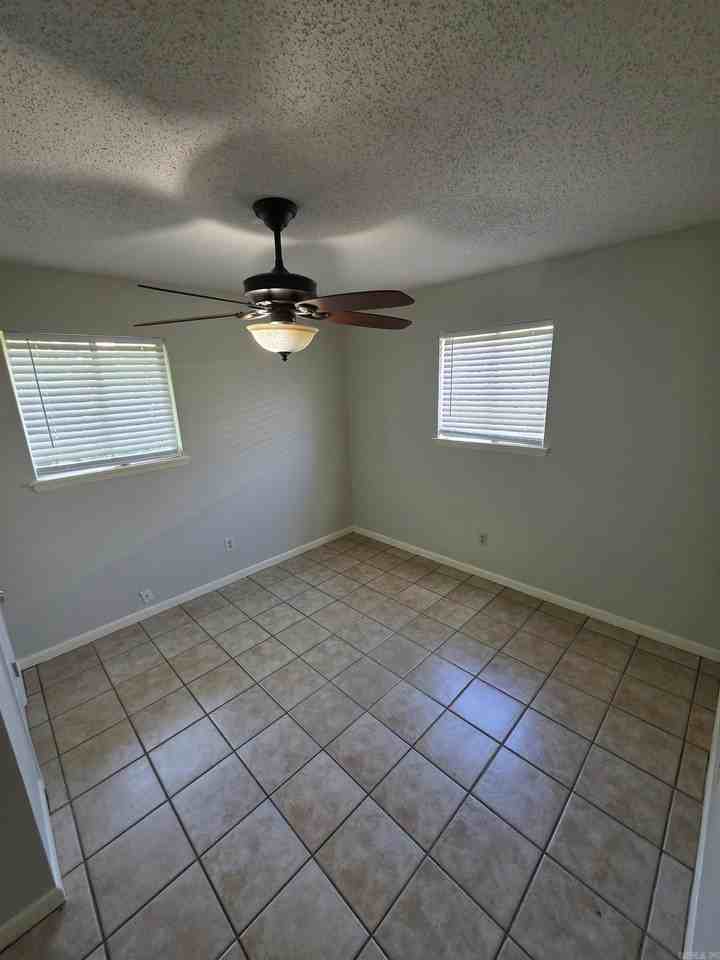 5 Clint Ct #A - Photo 6 of 11