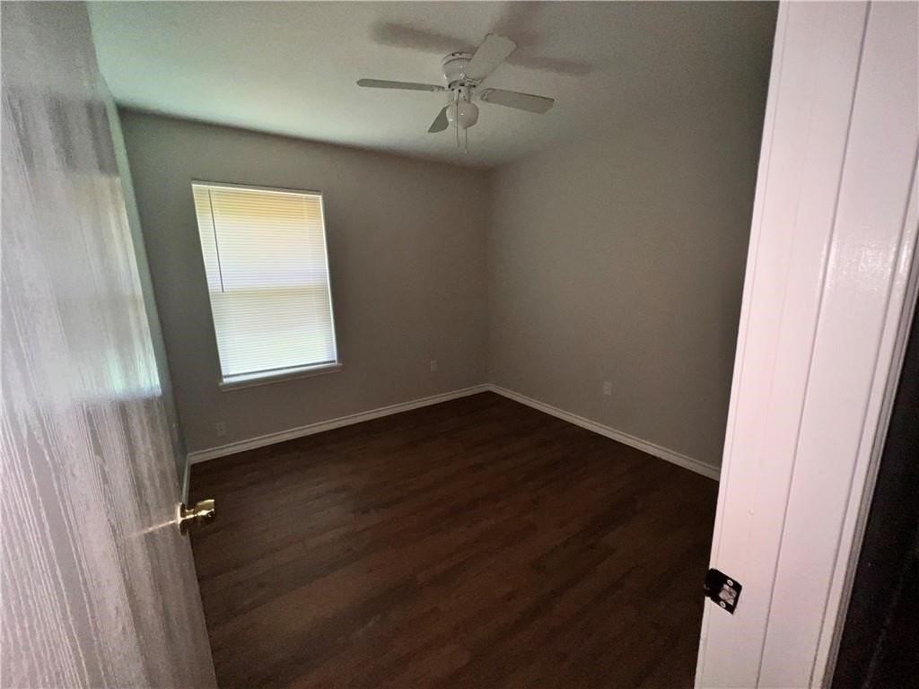 5801 Skylark - Photo 6 of 9