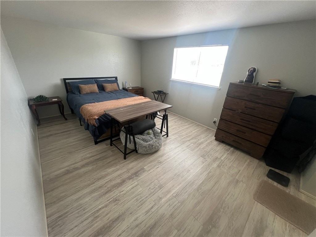 3030 Santa Fe St #6 - Photo 5 of 8