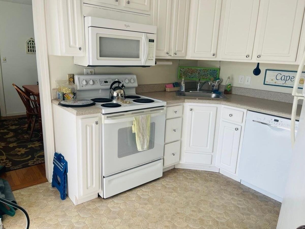 51 Sanddollar Cir - Photo 3 of 14