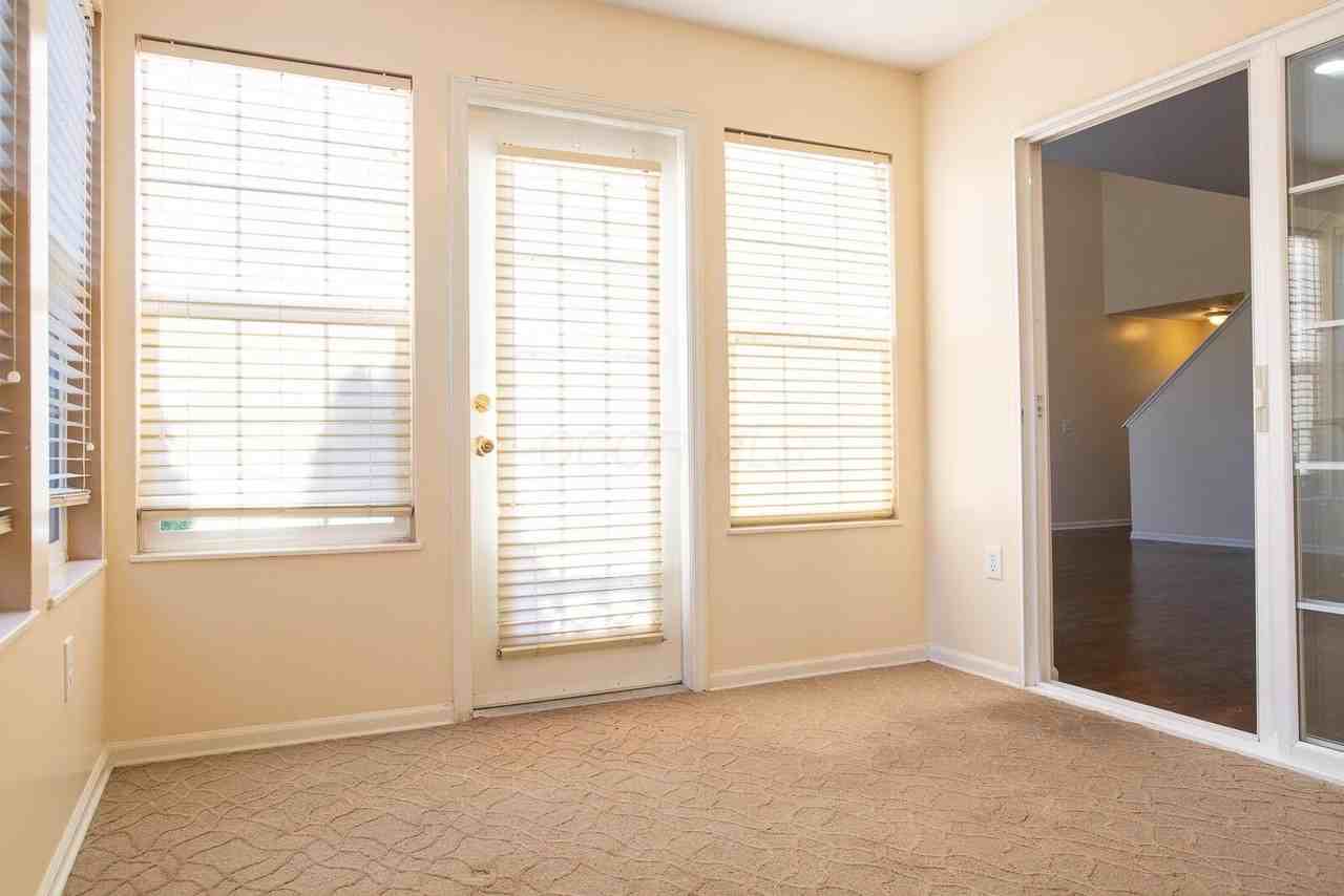 5036 Ivyvine Blvd - Photo 7 of 15