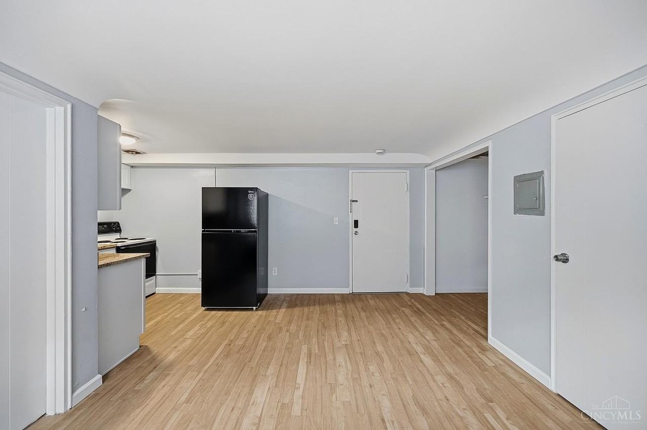 6469 Montgomery Rd #19 - Photo 5 of 13
