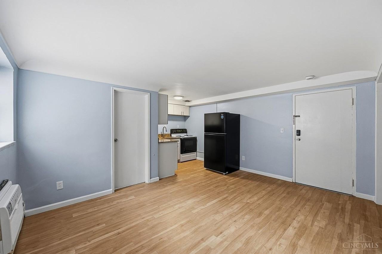 6469 Montgomery Rd #19 - Photo 6 of 13