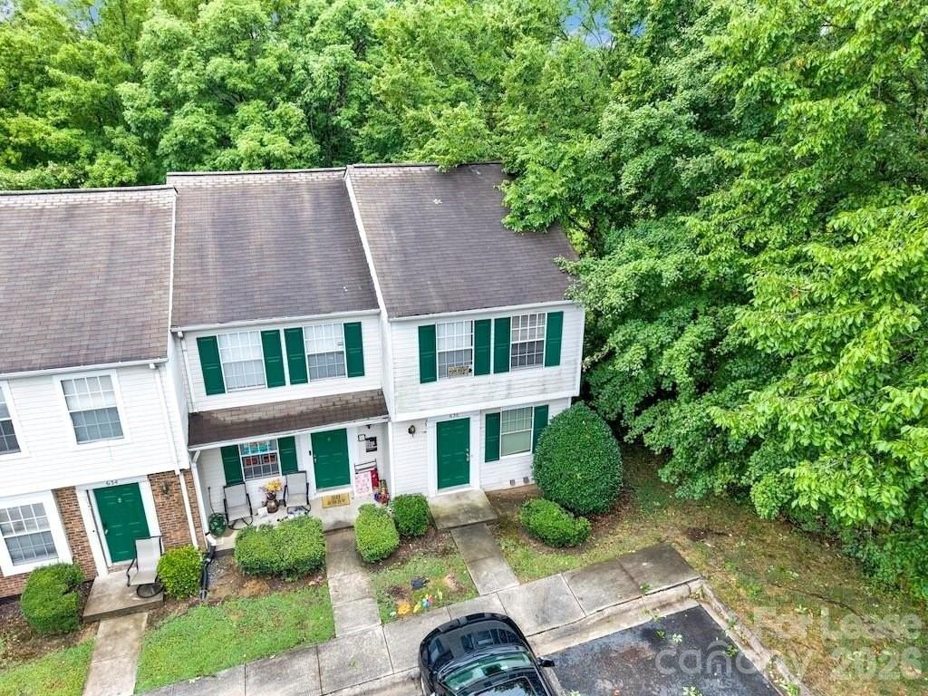 630 Lex Dr - Photo 2 of 19