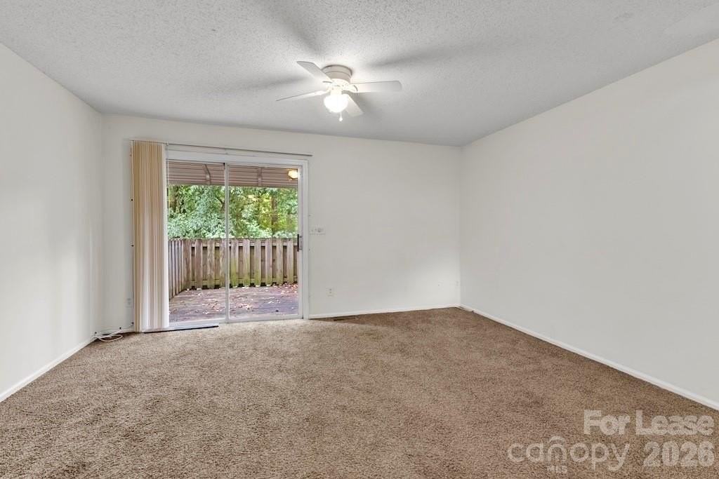 630 Lex Dr - Photo 5 of 19