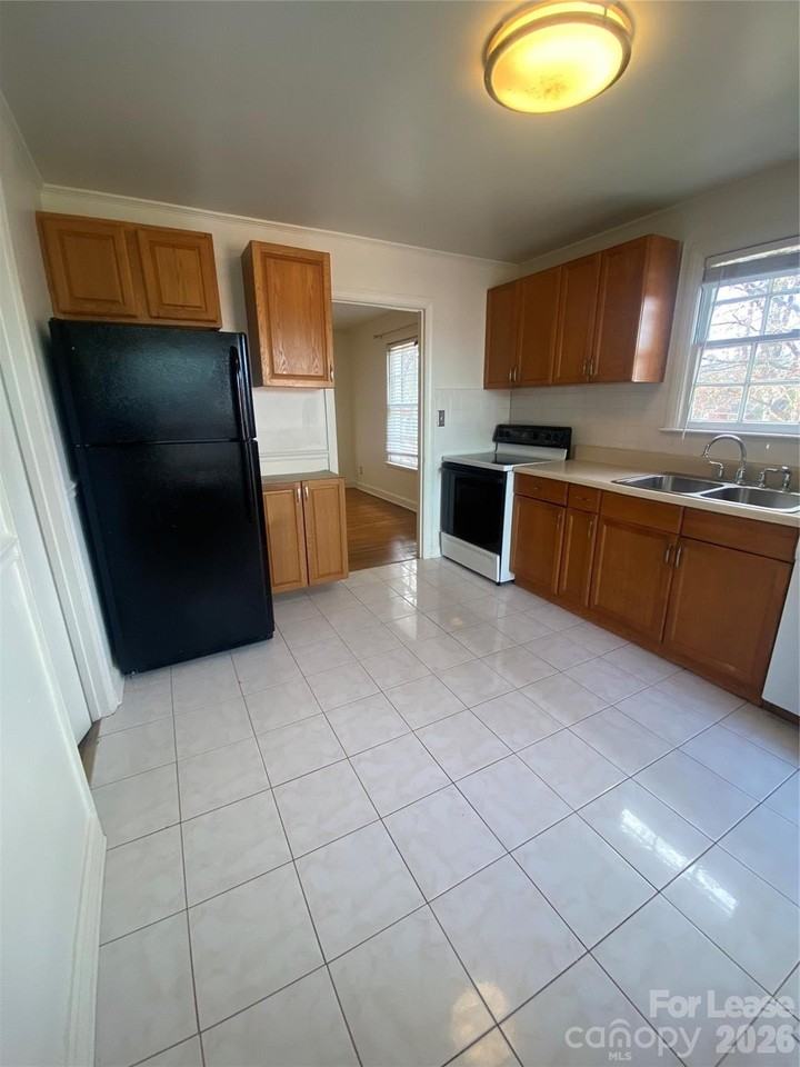 414 Fannie Cir - Photo 2 of 2