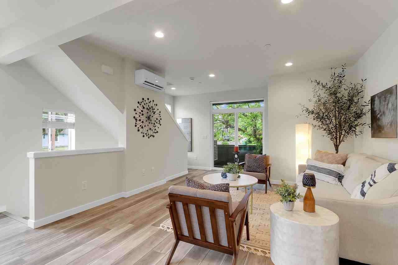 23903 55th Ave W #3-4I - Photo 6 of 9