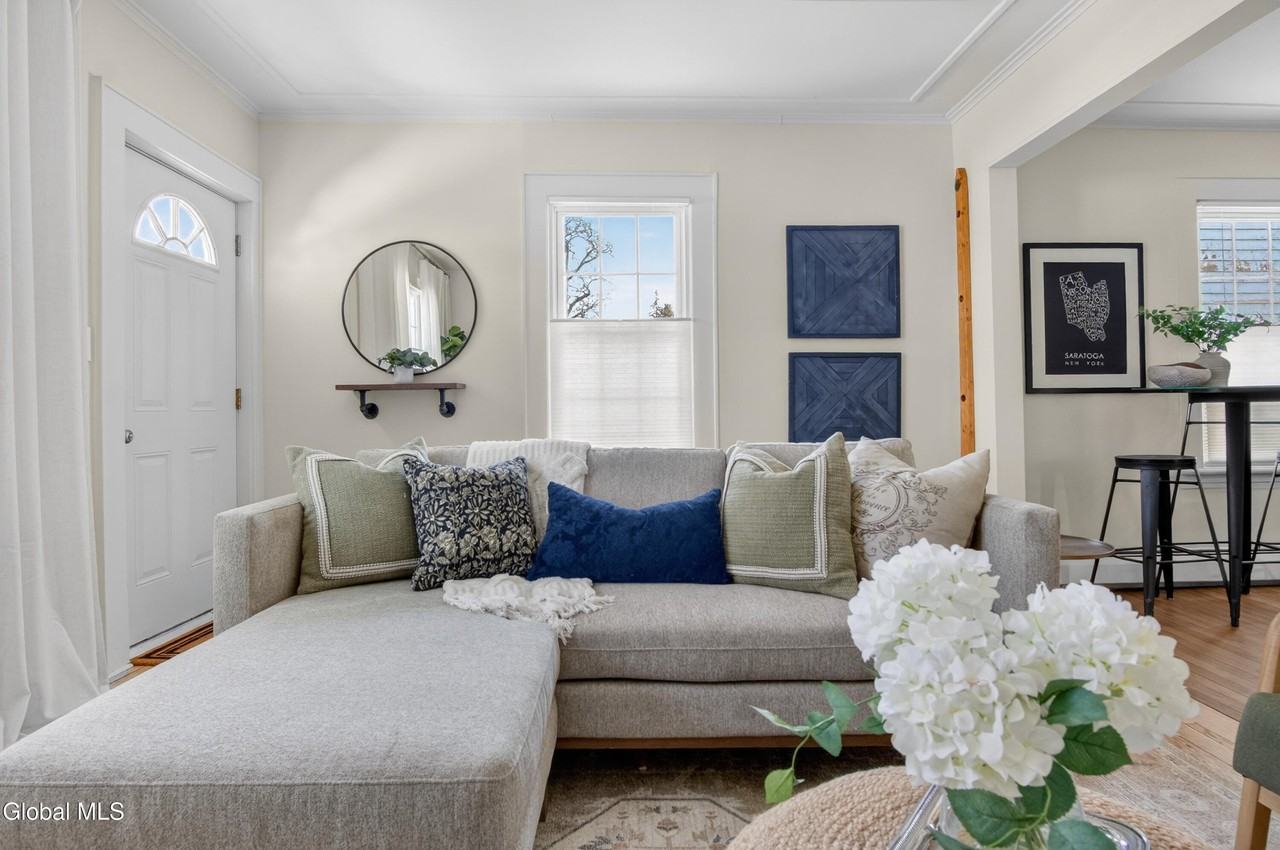 5 Van Dorn St #A - Photo 7 of 31